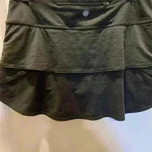 Athleta Tennis Golf Black Skort Activewear Size Medium Tall - Picture 2 of 3